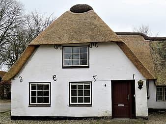 thatched-cottage-danish-house-protected-monument-18-century-restored-new-thatched-roof-well-maintained-thumbnail.jpg